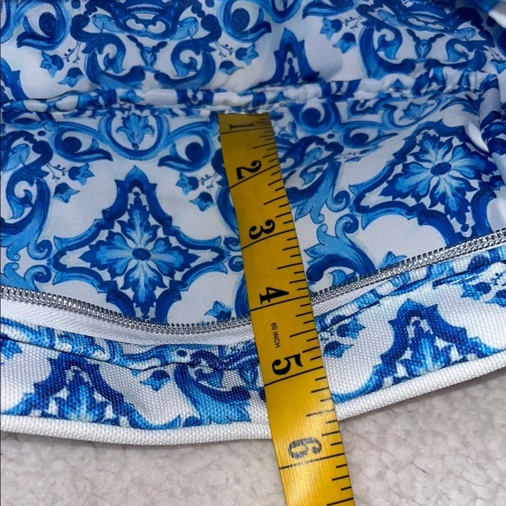 Dolce & Gabbana White Blue Cosmetic Case